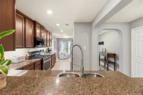 30051 Walden Farms Lane Brookshire TX 77423