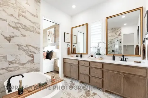 12115 Lake View Boulevard Mont Belvieu TX 77523