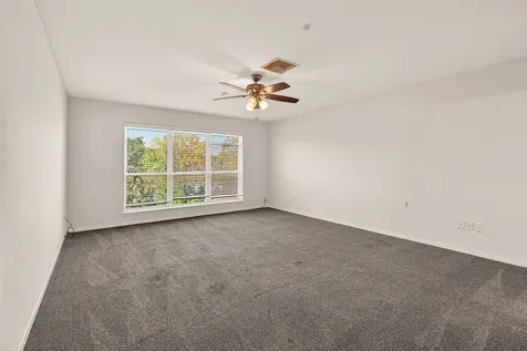 7655 S Braeswood Boulevard 47 Houston TX 77071