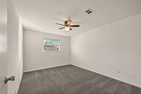 7655 S Braeswood Boulevard 47 Houston TX 77071