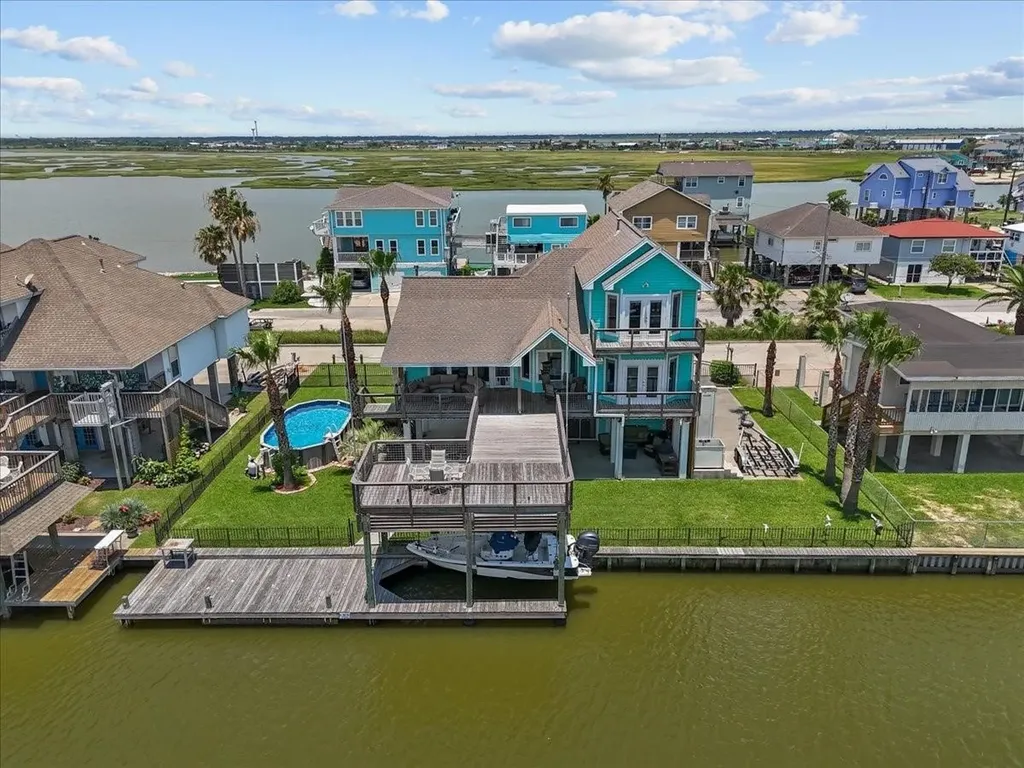 45 Dolphin Street Bayou Vista TX 77563