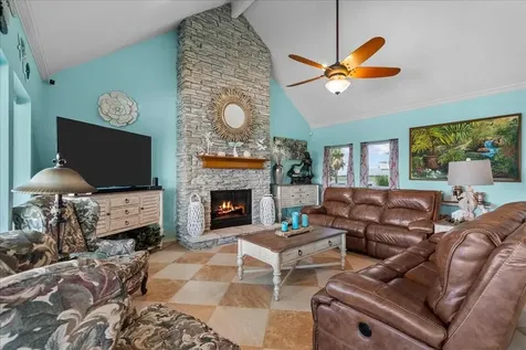 45 Dolphin Street Bayou Vista TX 77563