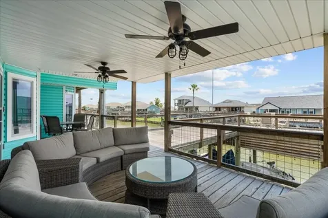 45 Dolphin Street Bayou Vista TX 77563