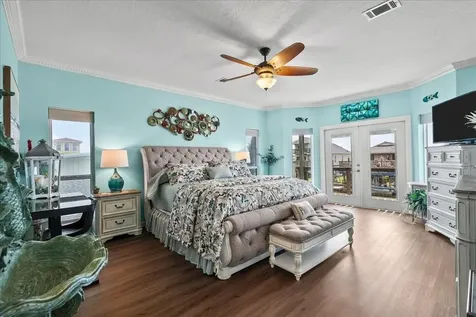 45 Dolphin Street Bayou Vista TX 77563