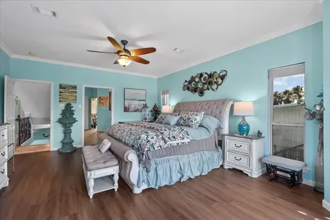 45 Dolphin Street Bayou Vista TX 77563