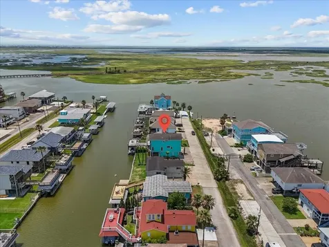 45 Dolphin Street Bayou Vista TX 77563