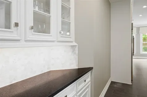 1 Ourlane Court Houston TX 77024