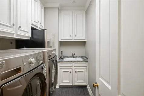 1 Ourlane Court Houston TX 77024