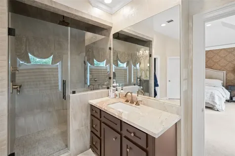 1 Ourlane Court Houston TX 77024