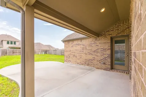 4583 New Country Drive Spring TX 77386