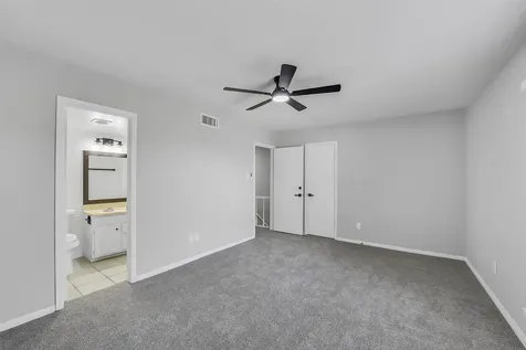 14703 Barryknoll Lane 11 Houston TX 77079