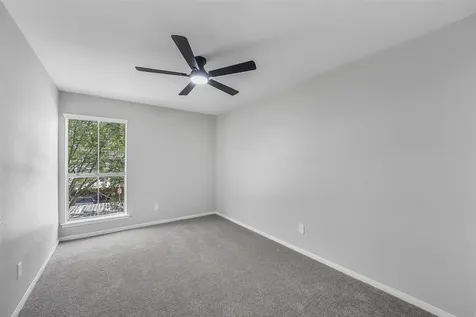 14703 Barryknoll Lane 11 Houston TX 77079