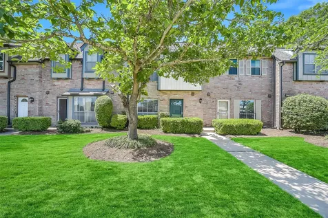 14703 Barryknoll Lane 11 Houston TX 77079