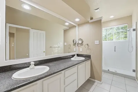 56 Lakeridge Drive The Woodlands TX 77381