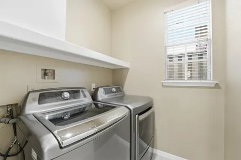 56 Lakeridge Drive The Woodlands TX 77381