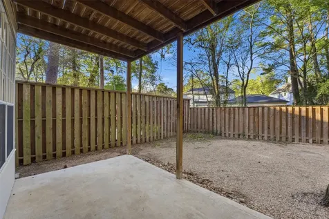 56 Lakeridge Drive The Woodlands TX 77381