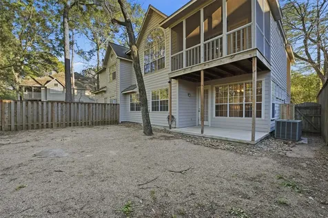 56 Lakeridge Drive The Woodlands TX 77381