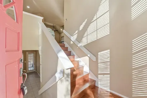 56 Lakeridge Drive The Woodlands TX 77381