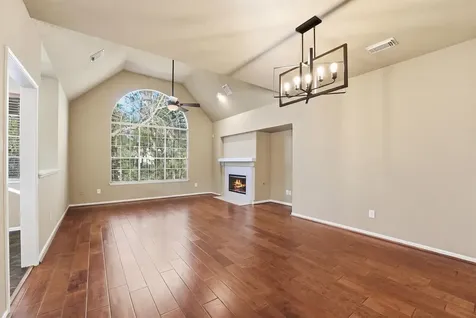 56 Lakeridge Drive The Woodlands TX 77381