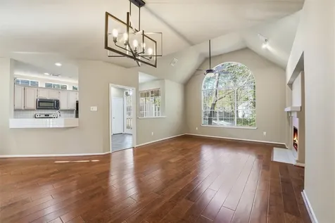 56 Lakeridge Drive The Woodlands TX 77381