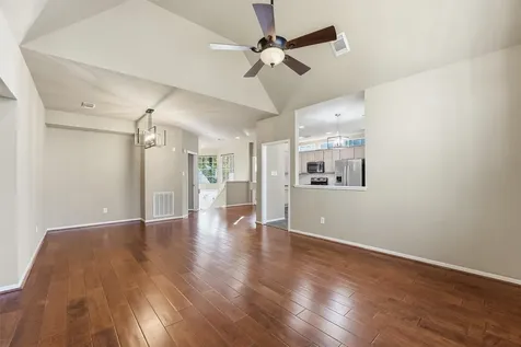 56 Lakeridge Drive The Woodlands TX 77381
