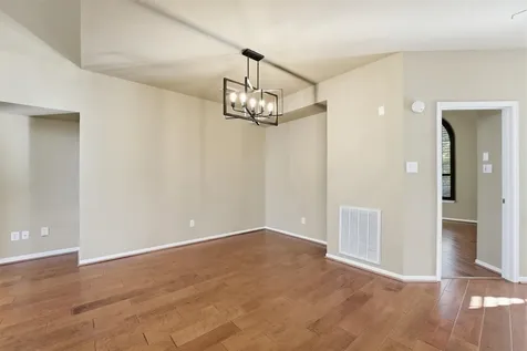 56 Lakeridge Drive The Woodlands TX 77381