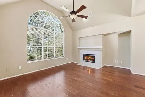 56 Lakeridge Drive The Woodlands TX 77381