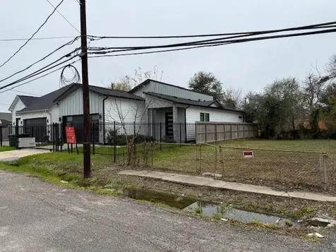 3510 Cobb Street Houston TX 77004