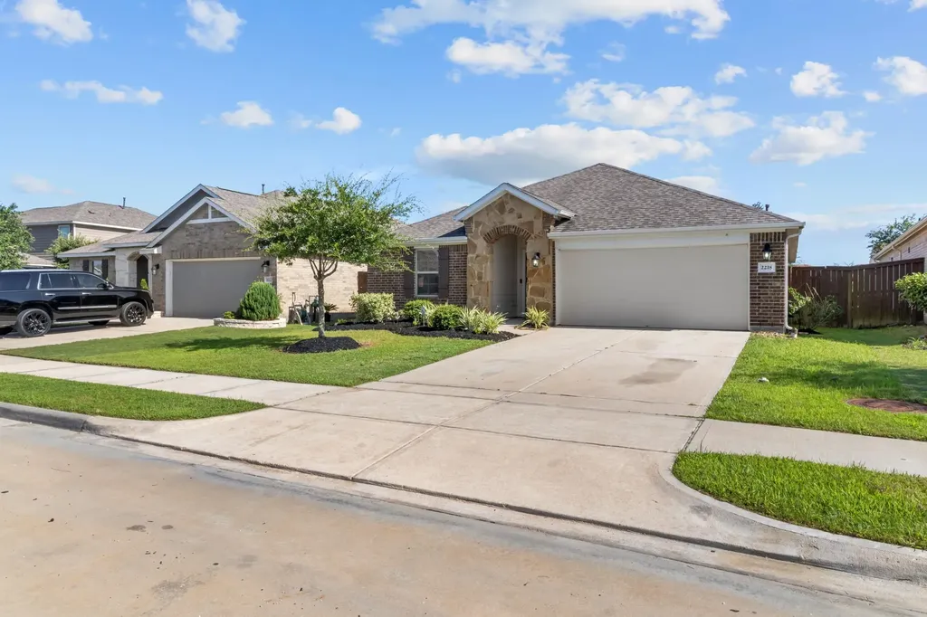 2218 Levant Lane Baytown TX 77523