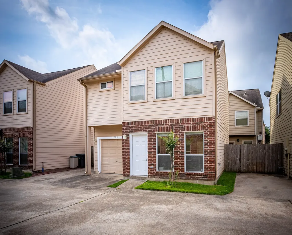 2220 Naomi Street Houston TX 77054