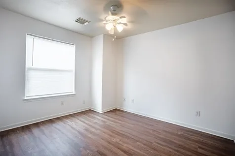2220 Naomi Street Houston TX 77054