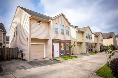 2220 Naomi Street Houston TX 77054