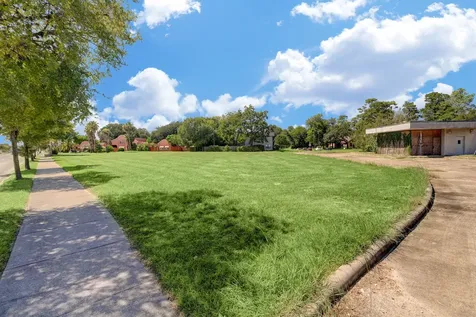 4435 Old Spanish Trail Houston TX 77021