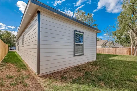 4633 Larkspur Street Houston TX 77051