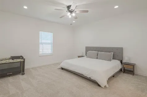 4633 Larkspur Street Houston TX 77051