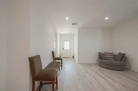 4633 Larkspur Street Houston TX 77051