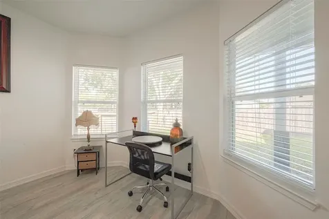 4633 Larkspur Street Houston TX 77051