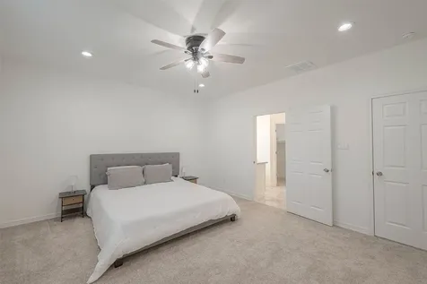4633 Larkspur Street Houston TX 77051
