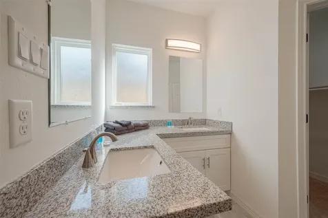 4633 Larkspur Street Houston TX 77051
