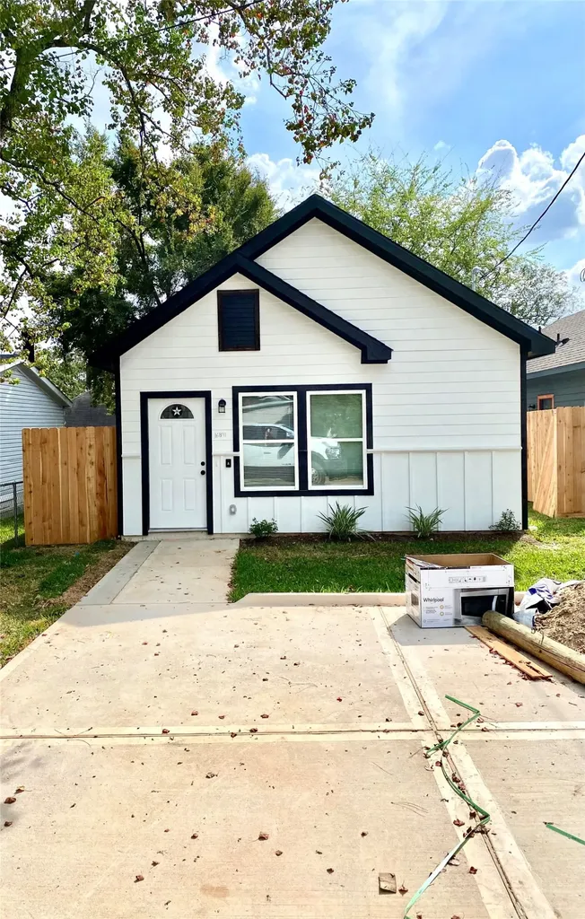 16733 E Hammon Street Montgomery TX 77316
