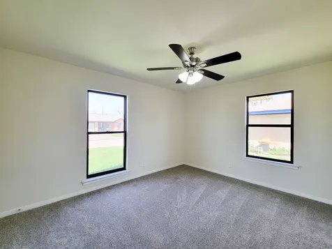 133 S Yaupon Street Lake Jackson TX 77566
