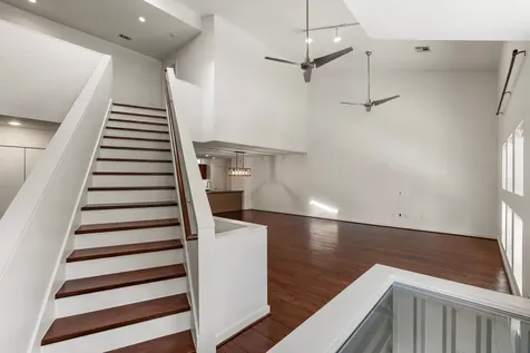 349 Sydnor Street Houston TX 77020