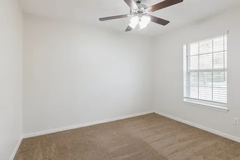 407 Holly Lane Conroe TX 77304