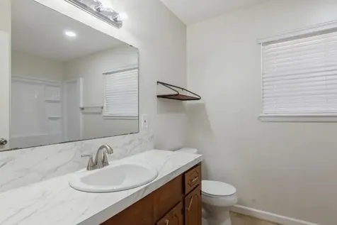 407 Holly Lane Conroe TX 77304