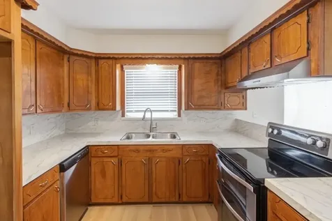 407 Holly Lane Conroe TX 77304