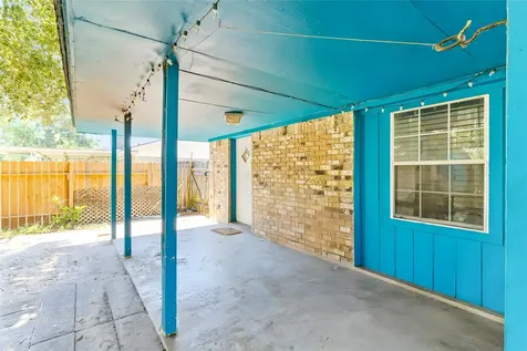 103 S Ringgold Street West Columbia TX 77486
