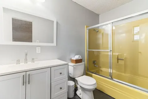 103 S Ringgold Street West Columbia TX 77486