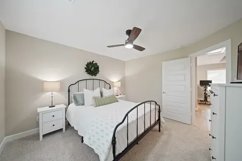 911 W 35th Street C Houston TX 77018