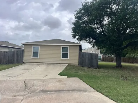 2847 Golf Crest Drive Wharton TX 77488