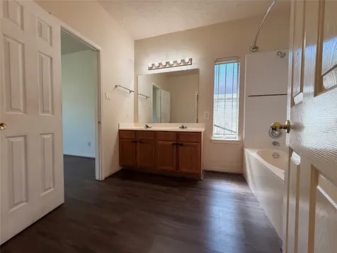 13423 Agarita Lane Houston TX 77083